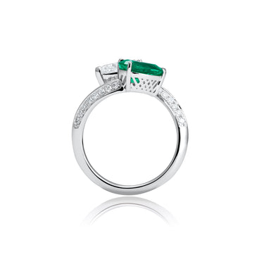 Petal Toi et Moi Pear Ring